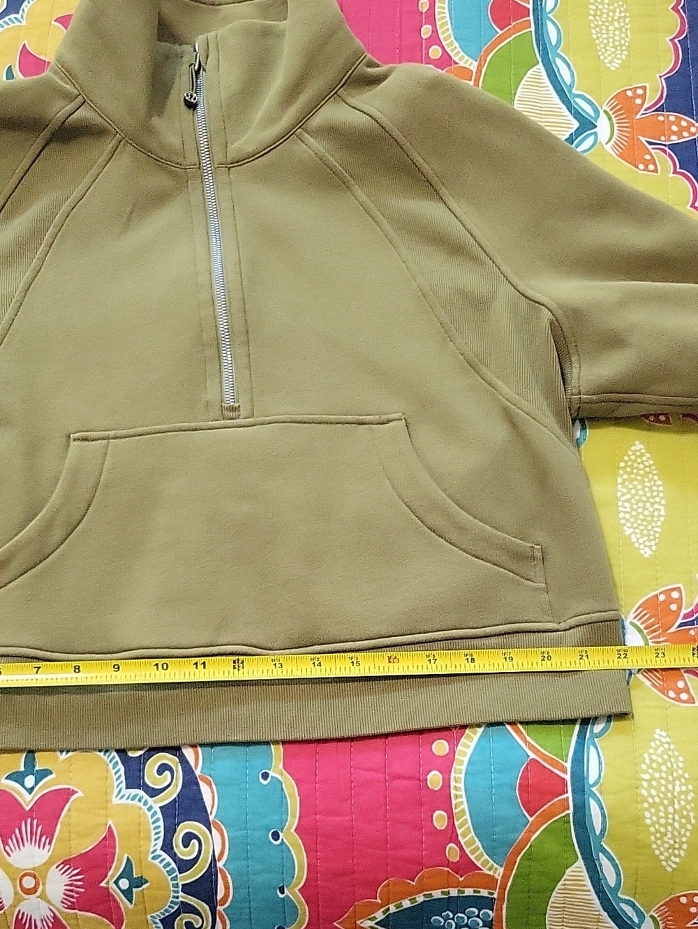 Lululemon Olive Green Half-Zip Cropped Pullover Size M/L - Picture 11 of 13
